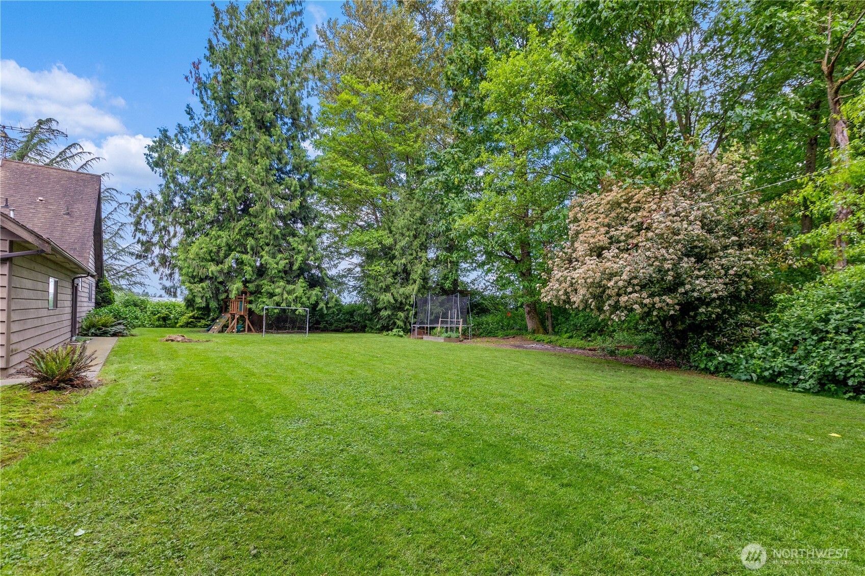 3650 E Badger Road Property Photo 18