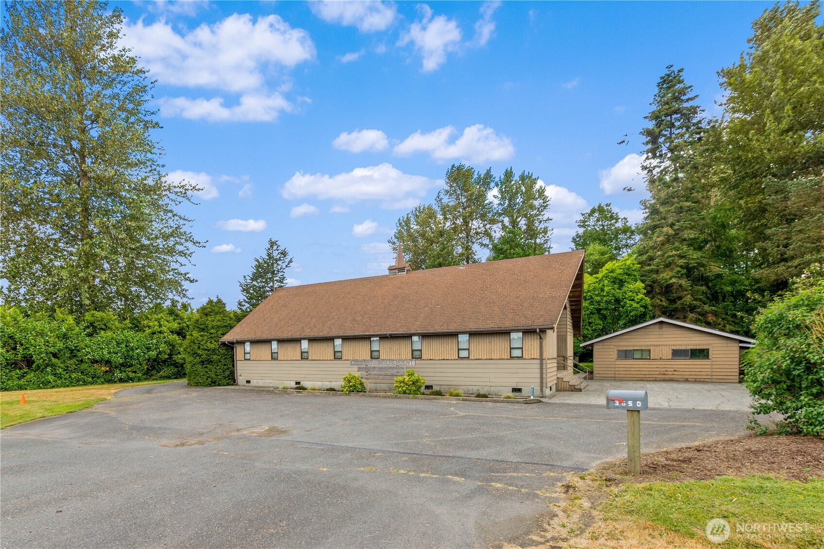 3650 E Badger Road Property Photo 20