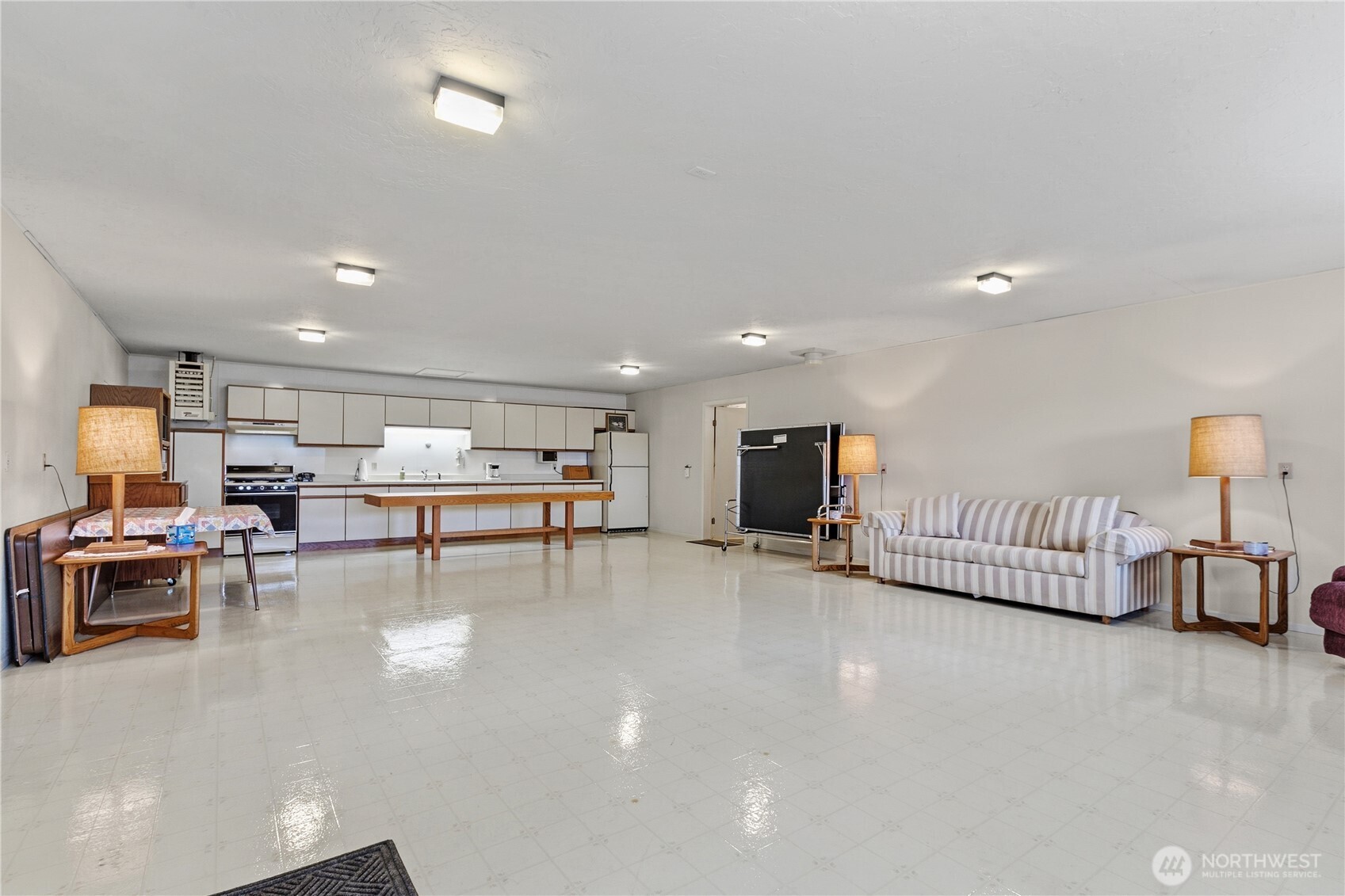 3650 E Badger Road Property Photo 33