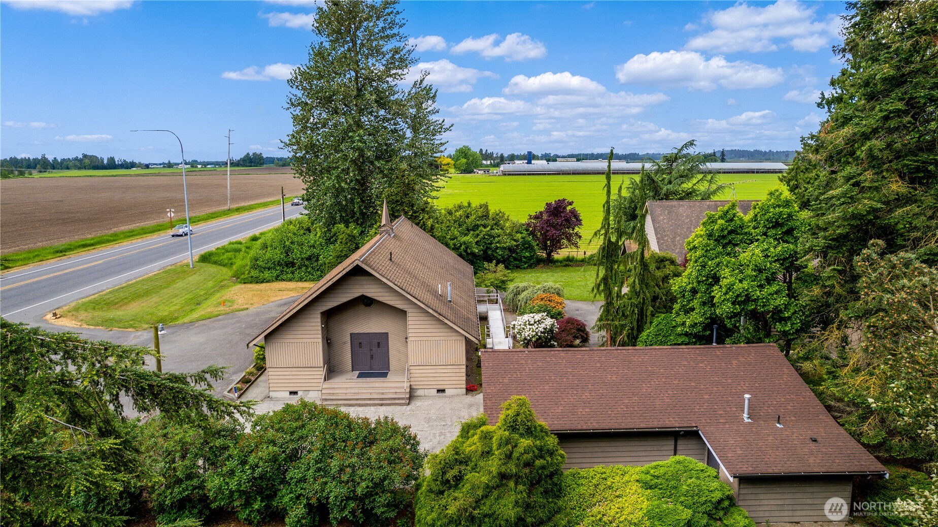 3650 E Badger Road Property Photo 37