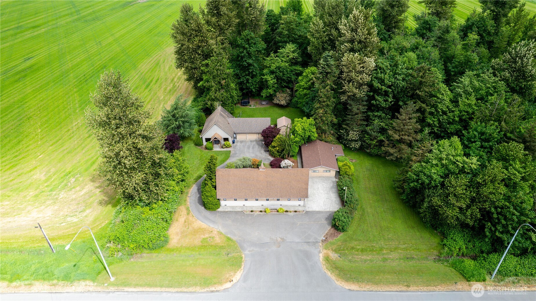 3650 E Badger Road Property Photo 39