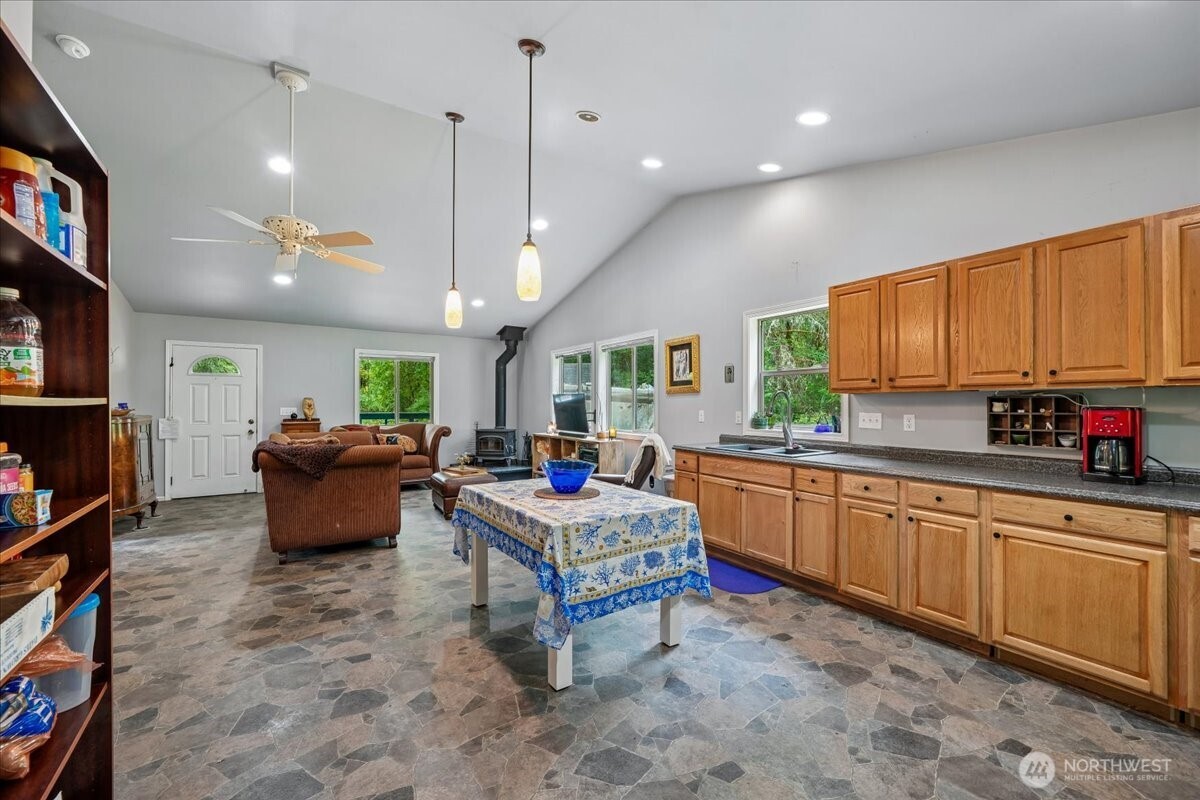 11508 Claussen Road Property Photo 14