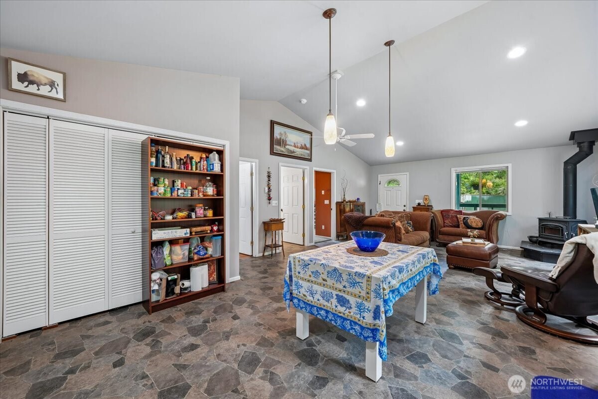 11508 Claussen Road Property Photo 15