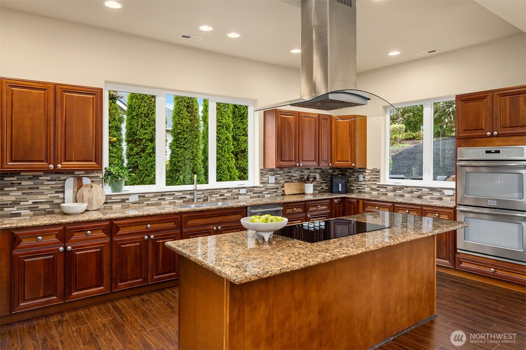 23178 Aslan Place Property Photo 11