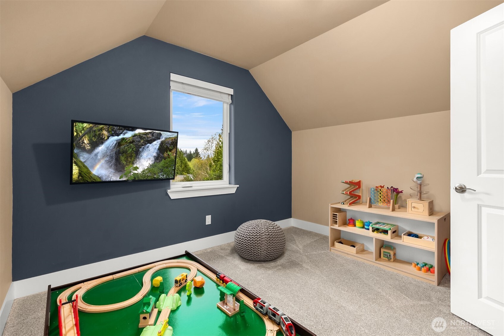 23178 Aslan Place Property Photo 29