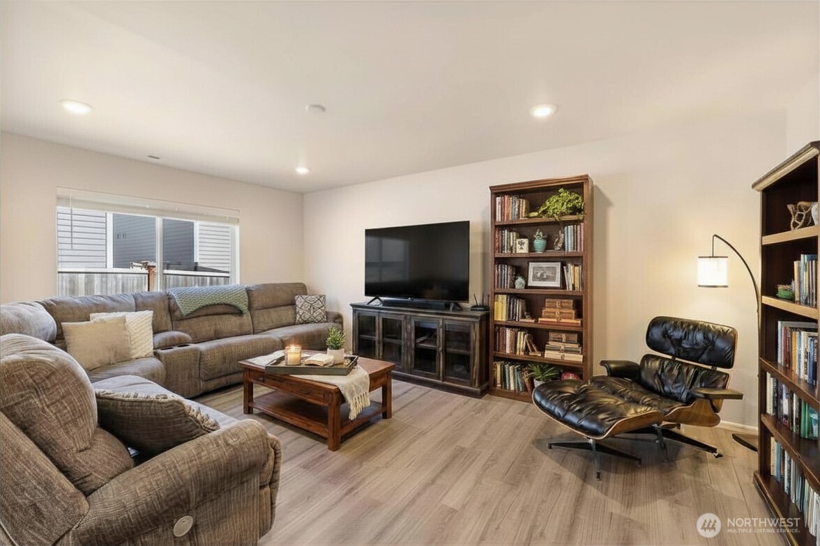 1137 15th Avenue Property Photo 17