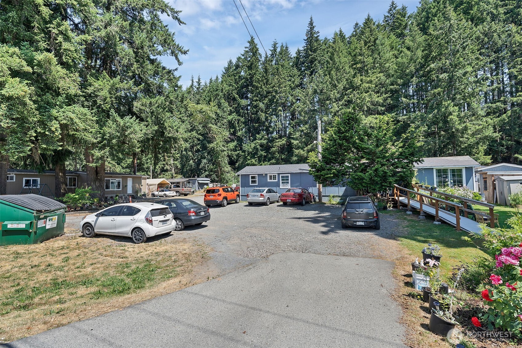823 128th Street Property Photo 3