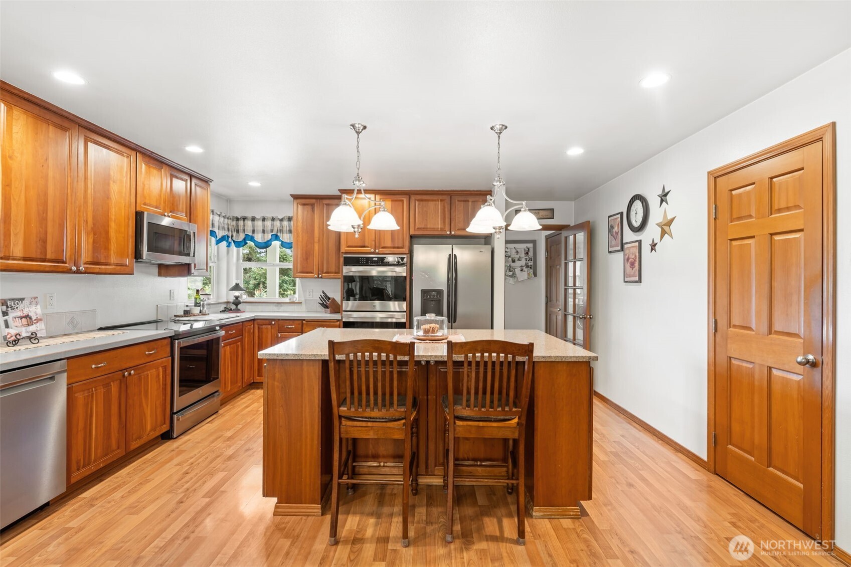 437 Ingalls Road Property Photo 16