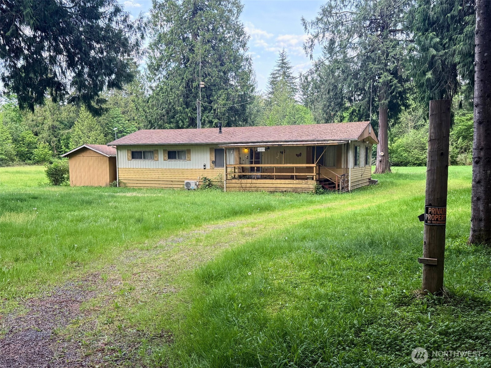 12213 155th Avenue Property Photo 2