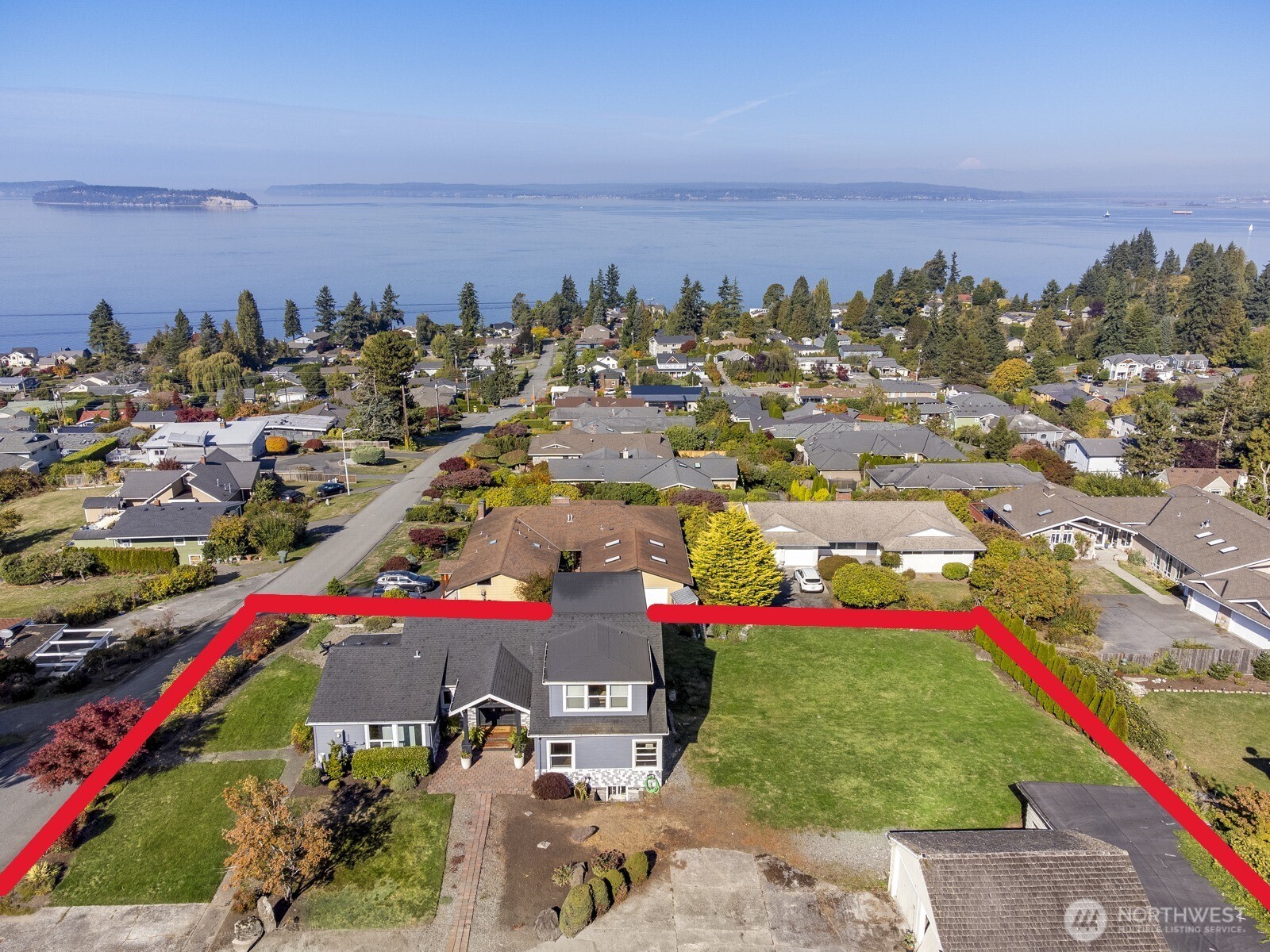 5037 33rd Avenue Property Photo 1