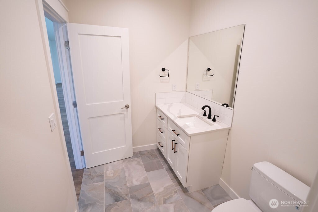 6409 Road 2.15 Property Photo 14