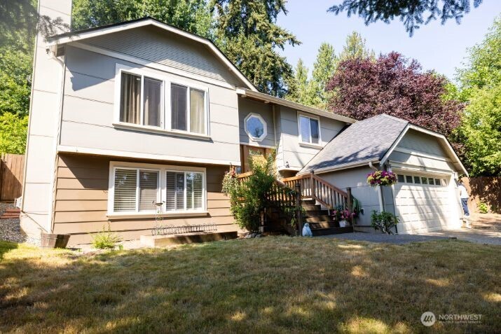 16704 3rd Drive Property Photo 2