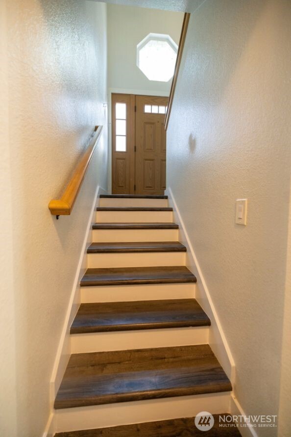 16704 3rd Drive Property Photo 18