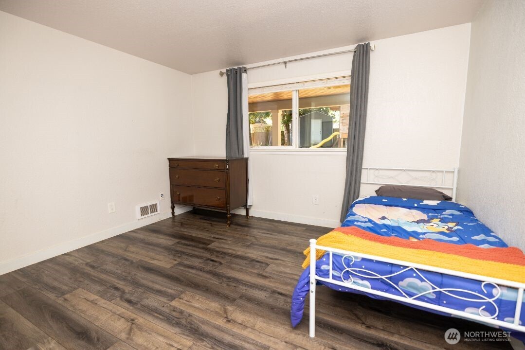16704 3rd Drive Property Photo 25