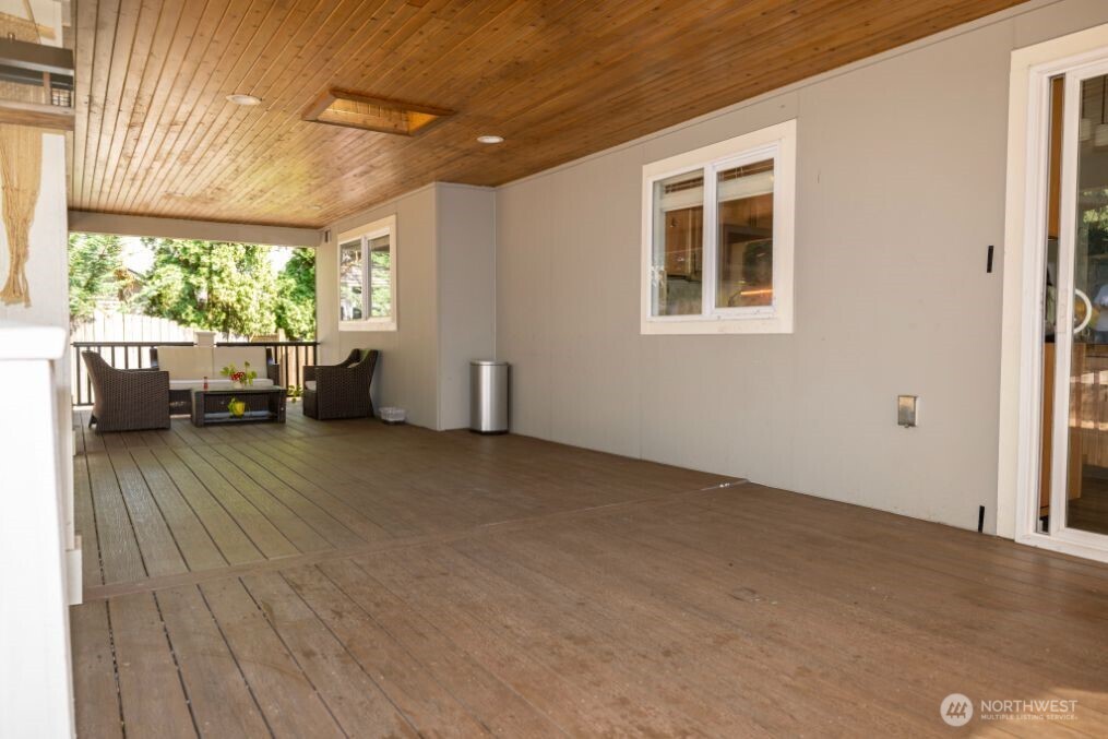 16704 3rd Drive Property Photo 34