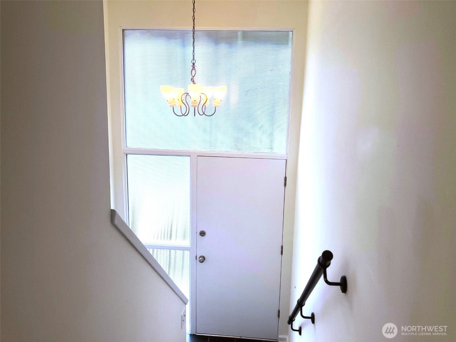 20621 5th Avenue Property Photo 10