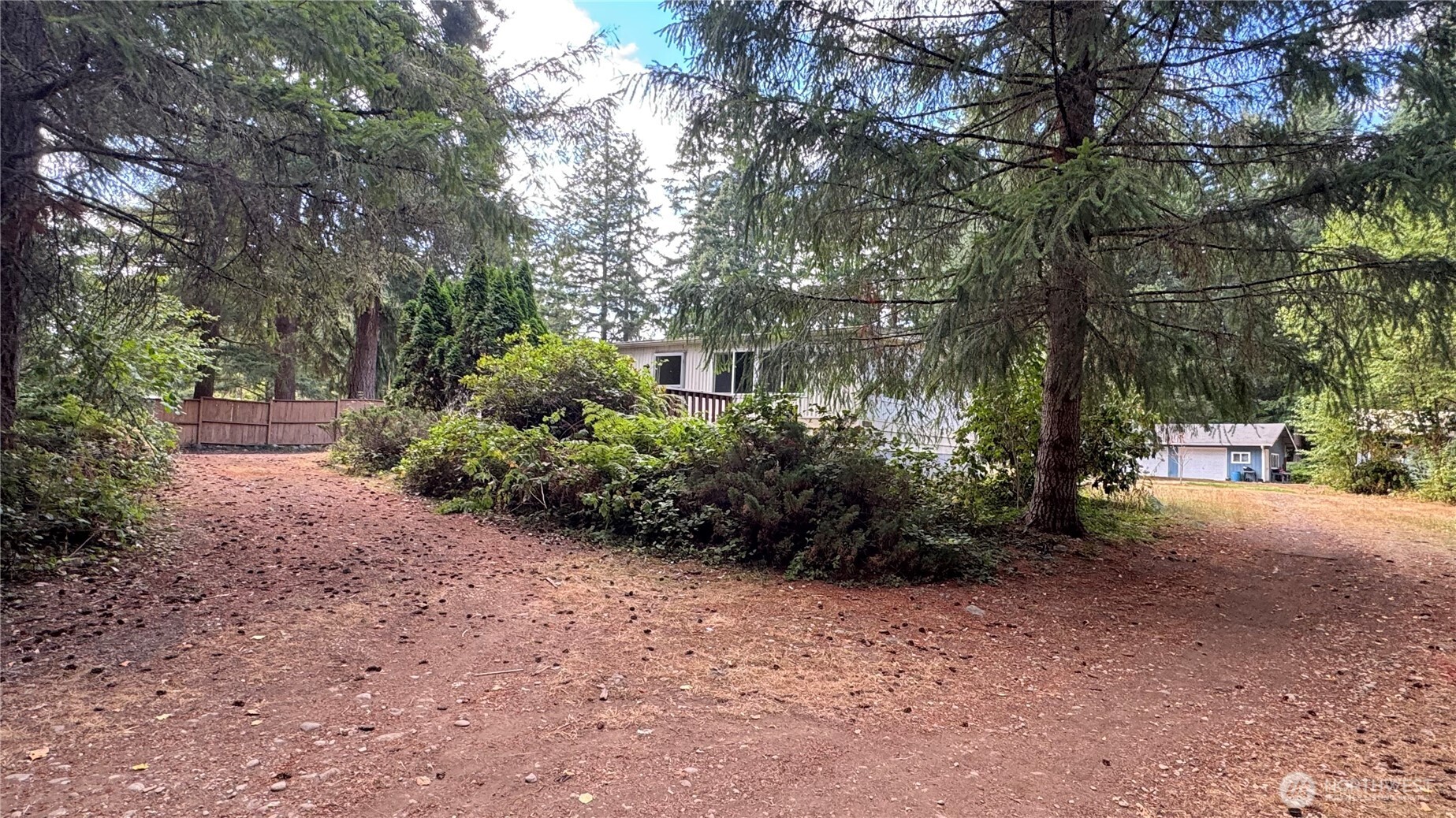 13219 202nd Street Property Photo 5