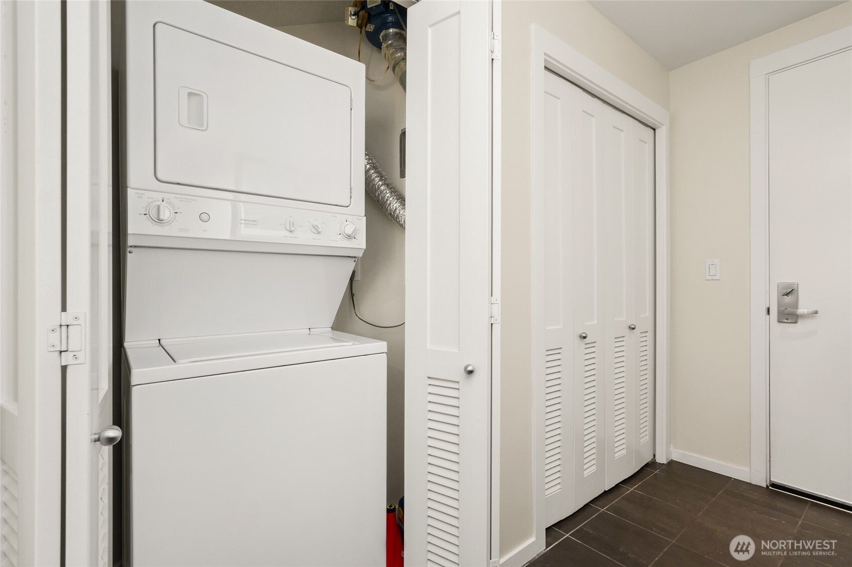 2721 1st Avenue #805 Property Photo 17