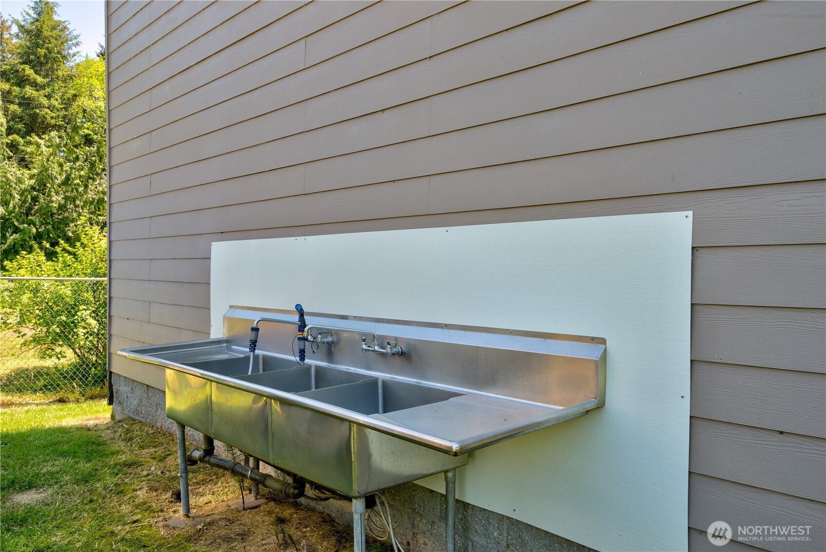 3331 239th Place Property Photo 2