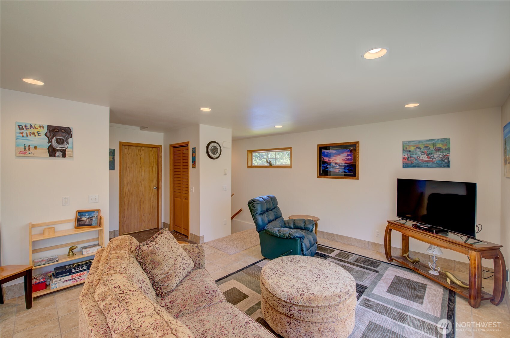 3331 239th Place Property Photo 8