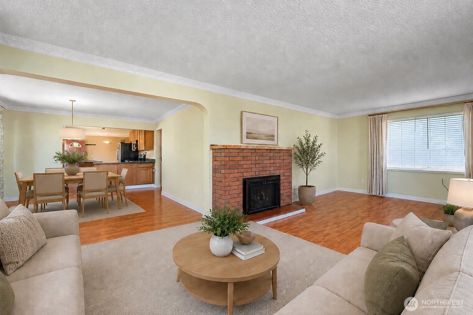 932 Third Street Property Photo 4