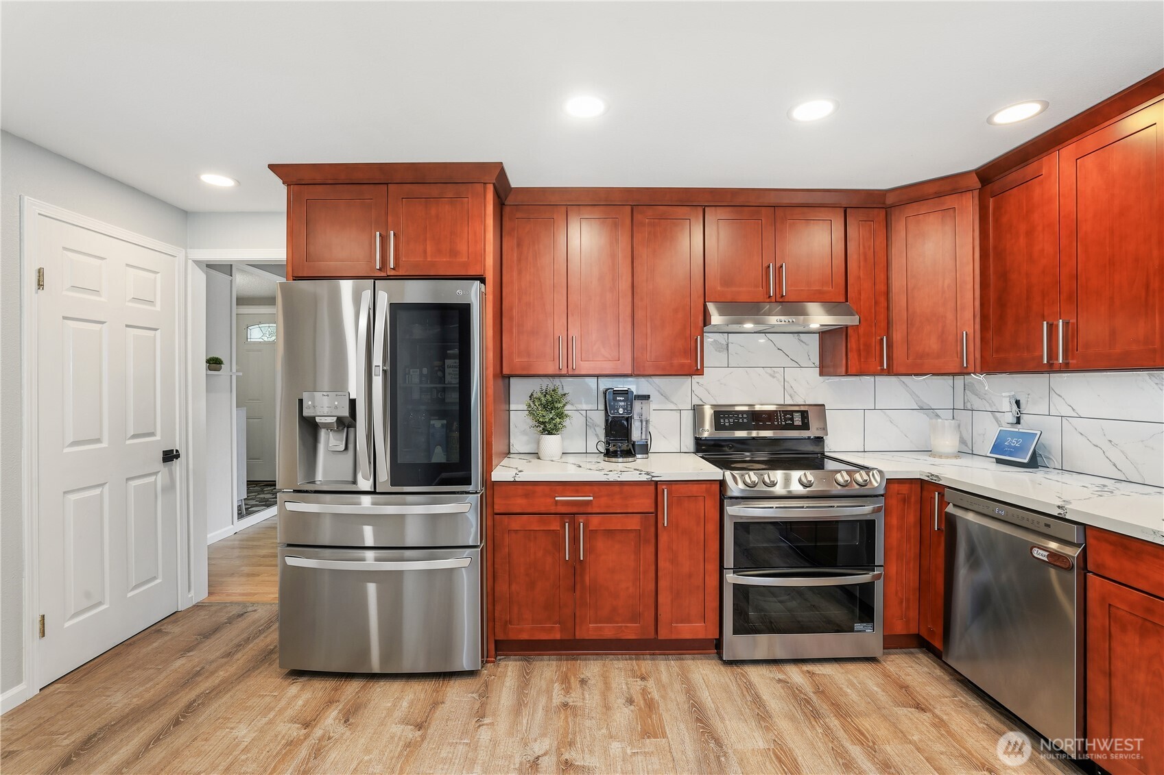 16602 10th Avenue Property Photo 7