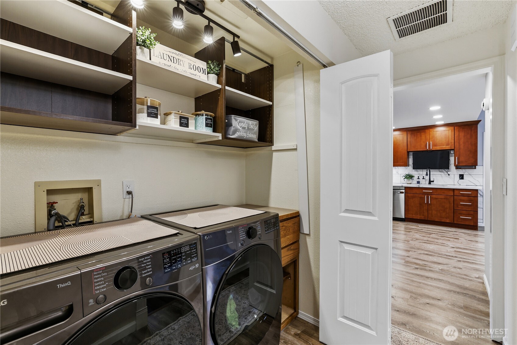 16602 10th Avenue Property Photo 20