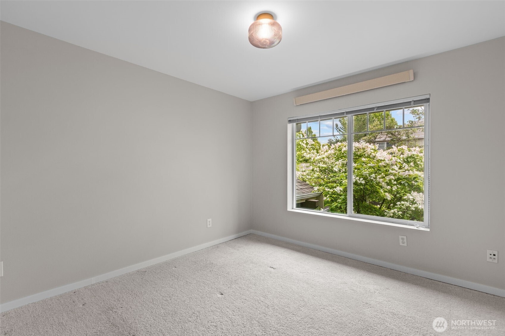 1931 23rd Place 202 Property Photo 15