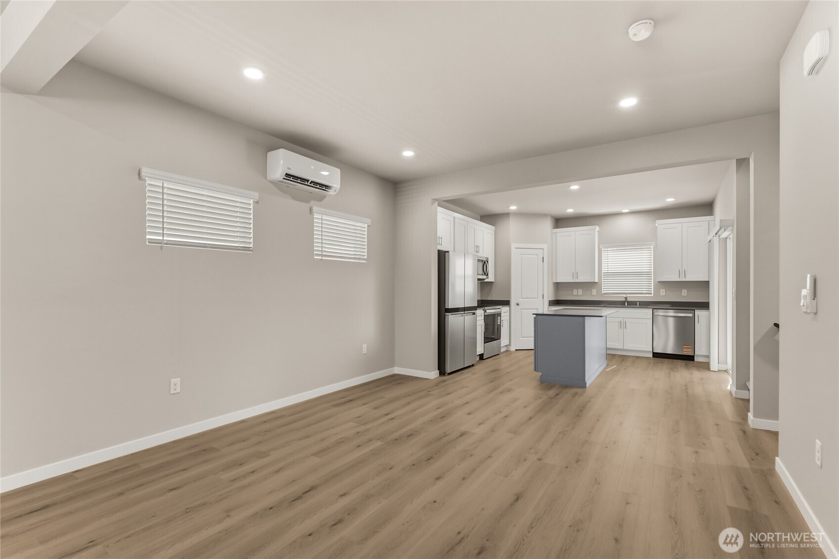 1102 138th Place Property Photo 2