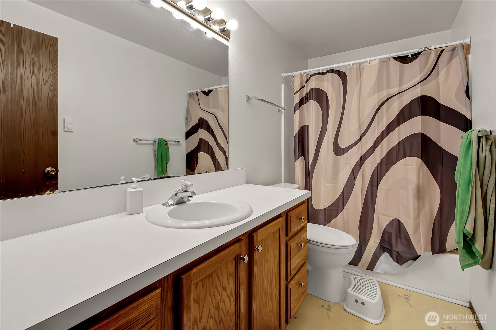 1206 Tule Lake Road Property Photo 5
