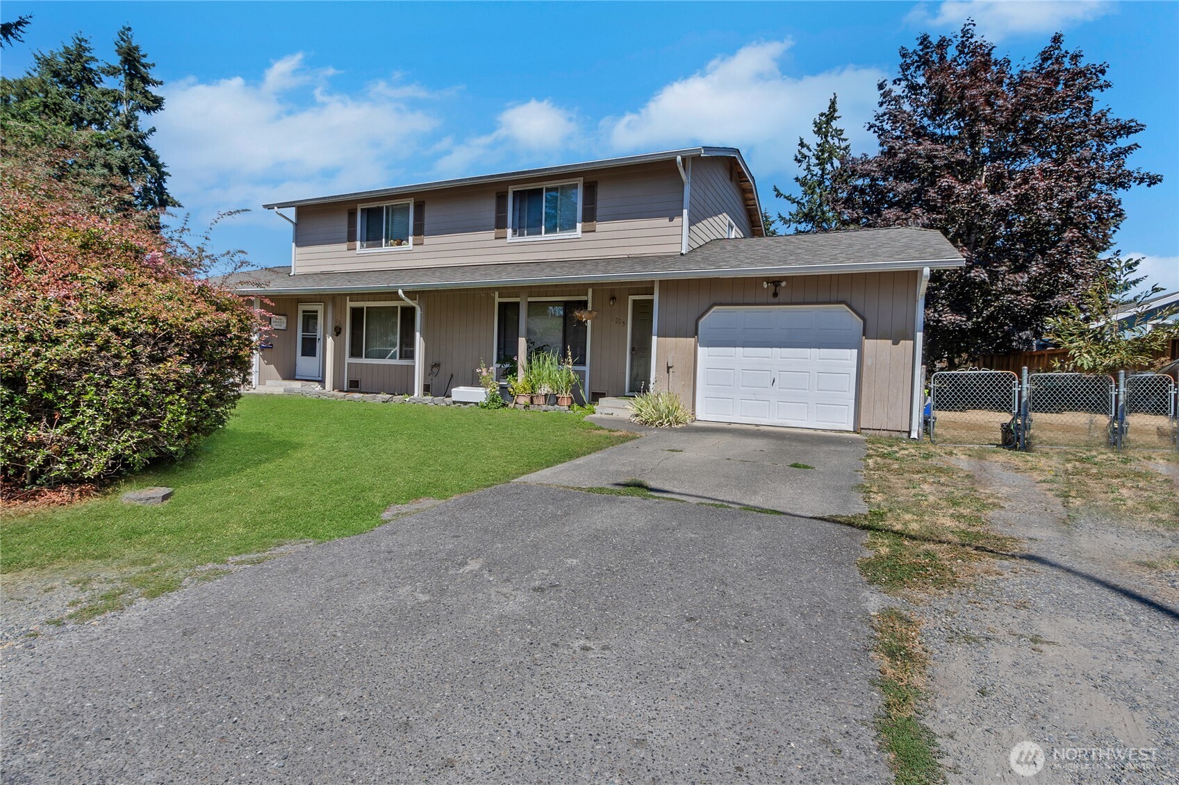 1205 130th Street Property Photo 2