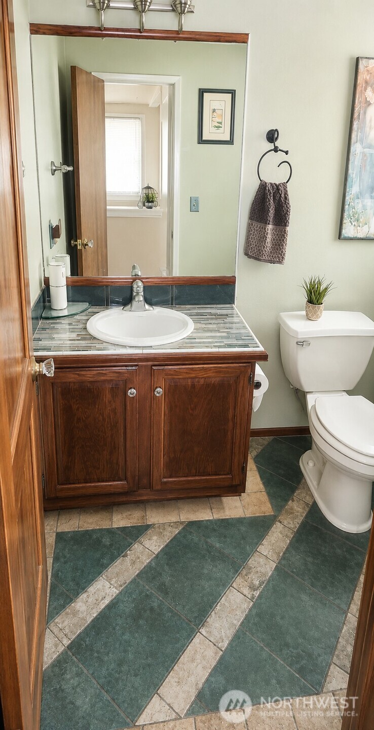 3219 134th Place B Property Photo 8