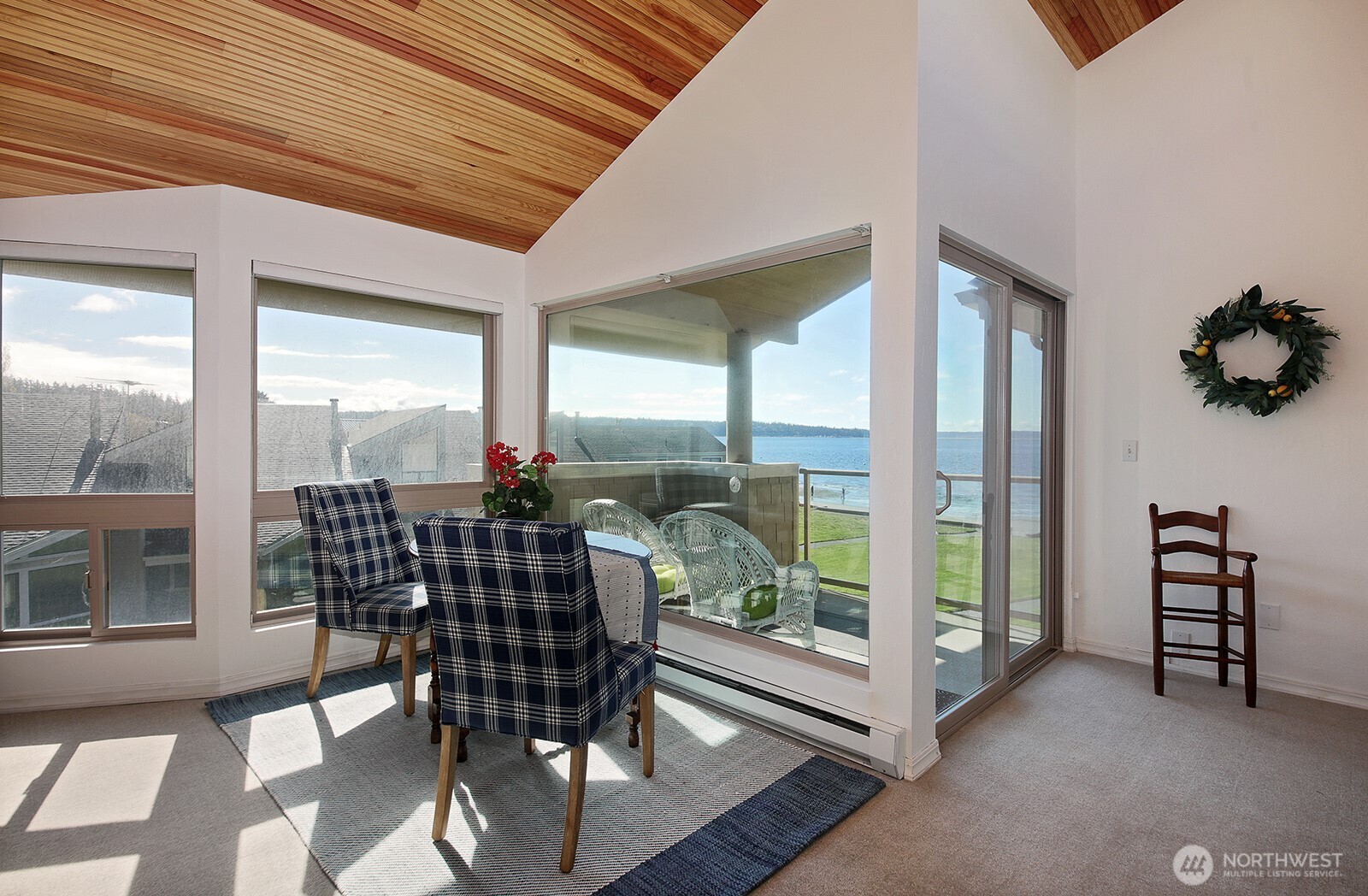 816 Old Beach Road 203 Property Photo 5