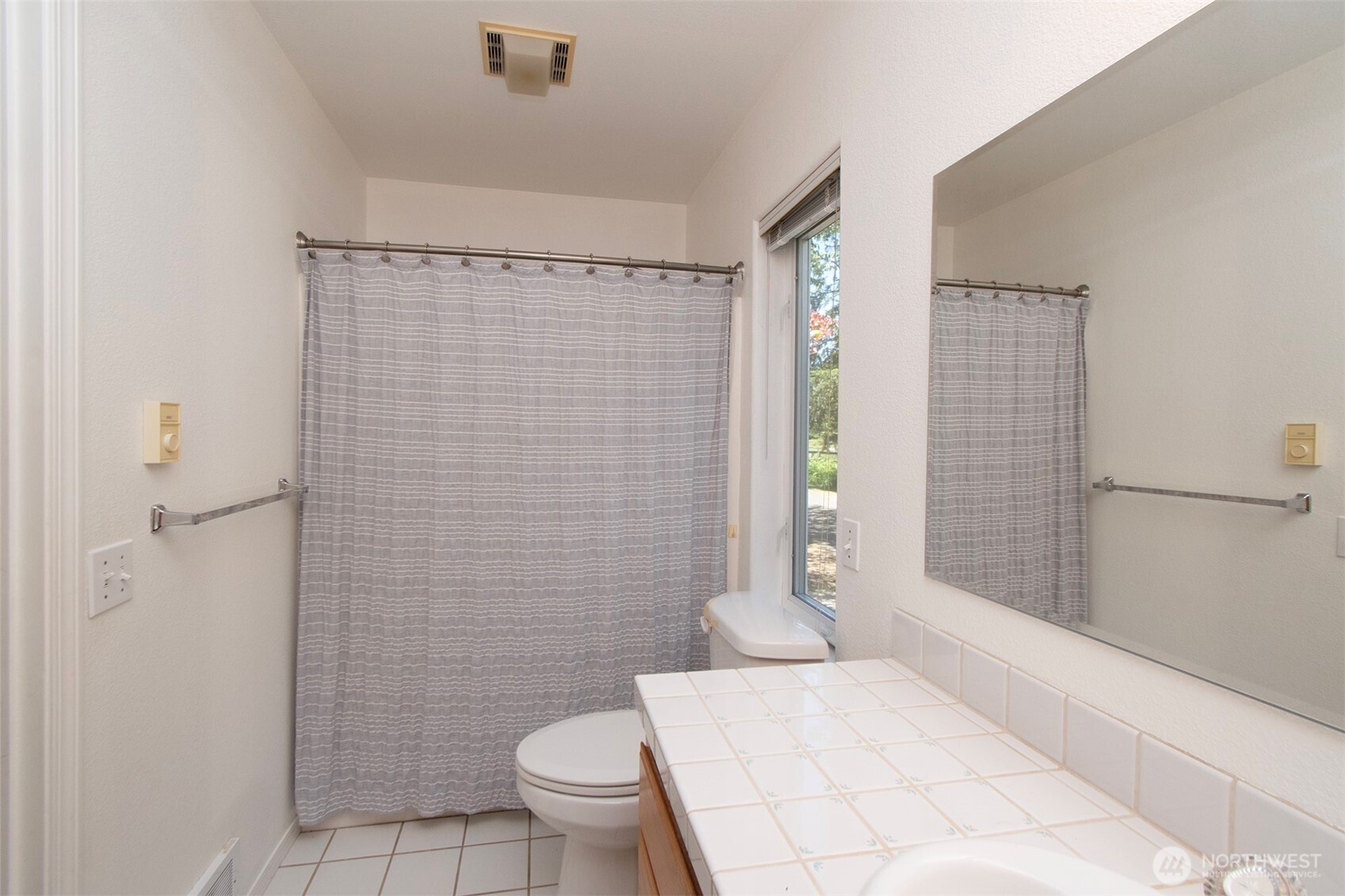 3582 Happy Valley Road Property Photo 22