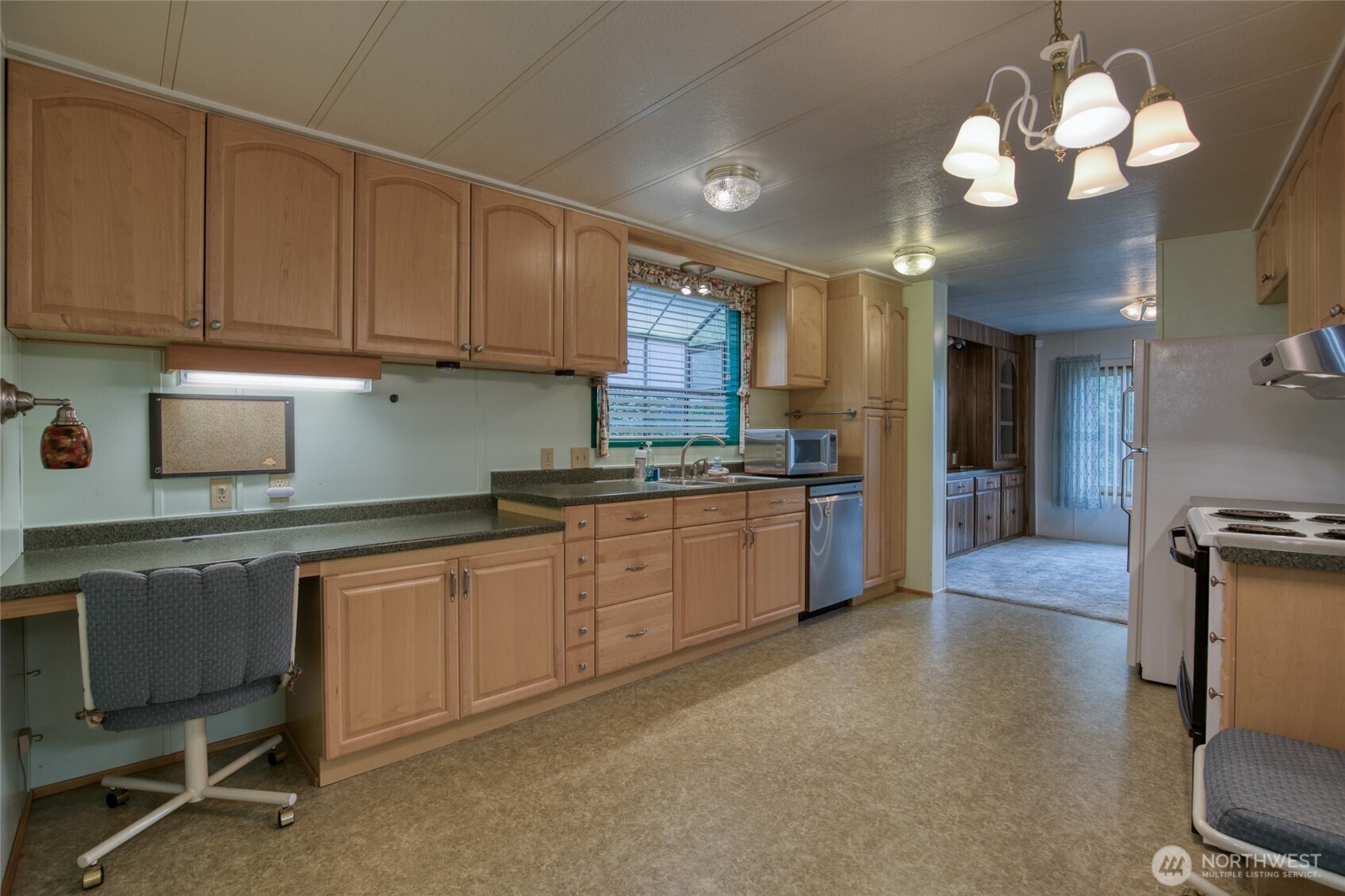 276 Summit Avenue Property Photo 8