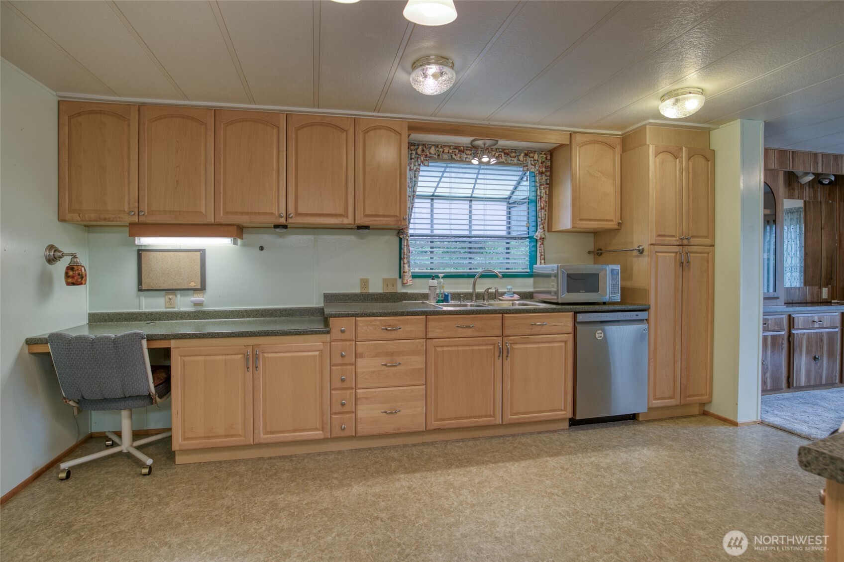 276 Summit Avenue Property Photo 11