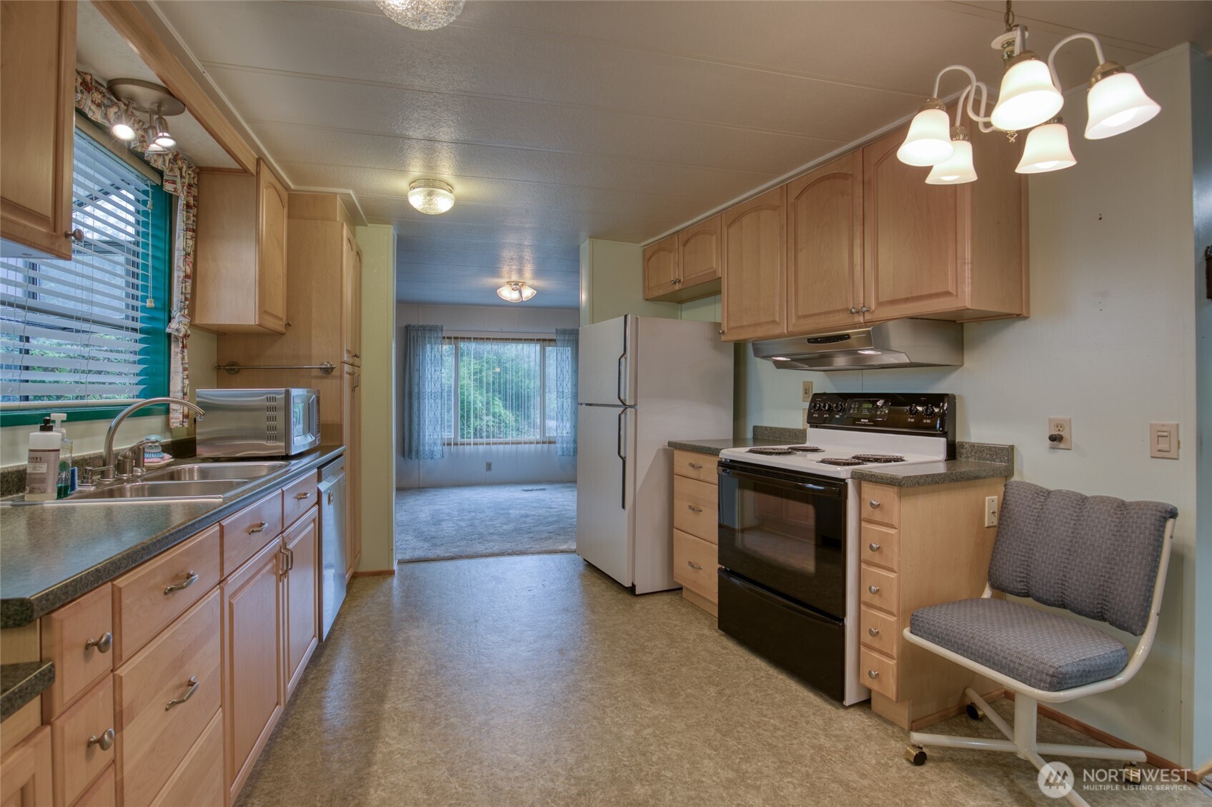 276 Summit Avenue Property Photo 14