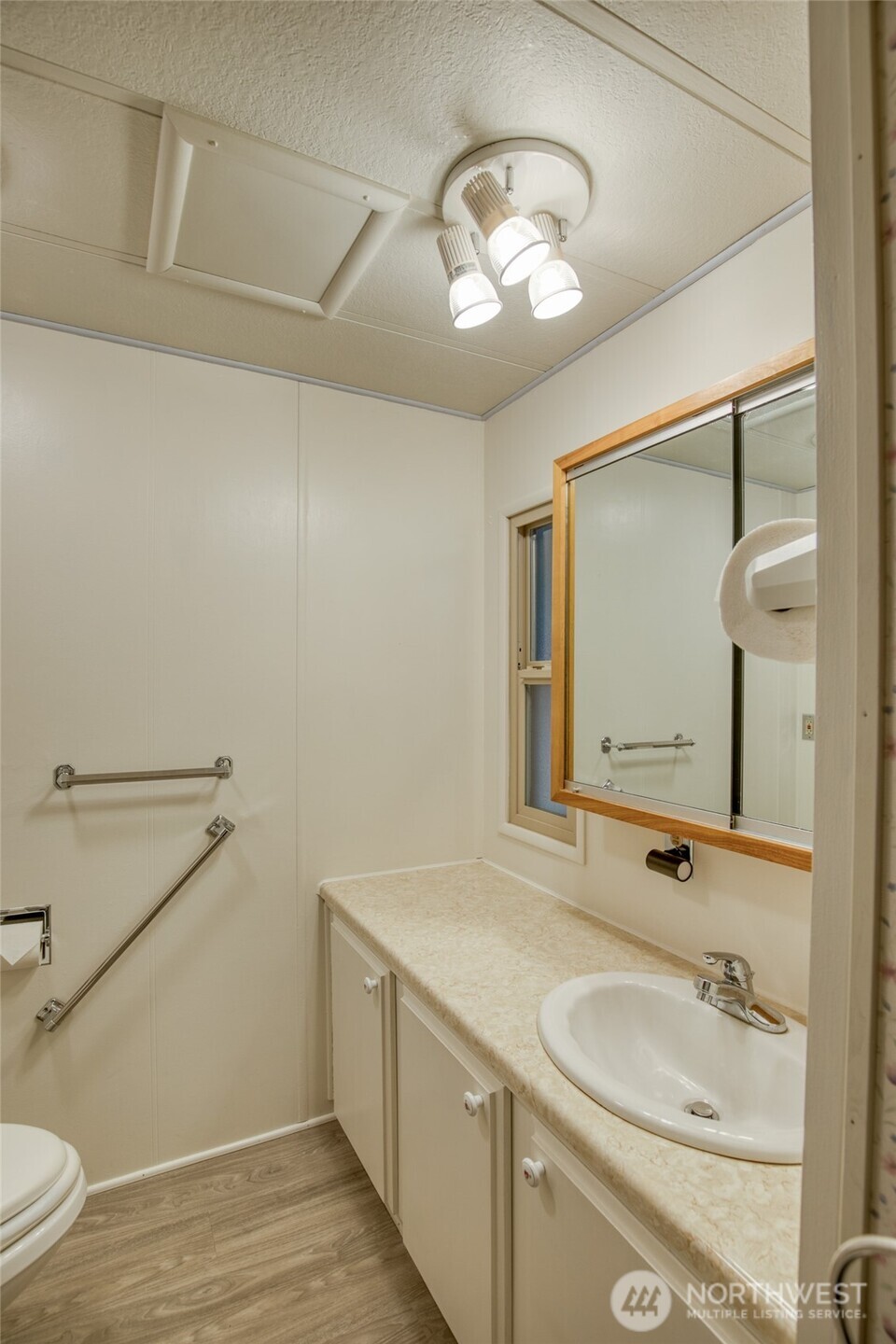 276 Summit Avenue Property Photo 18