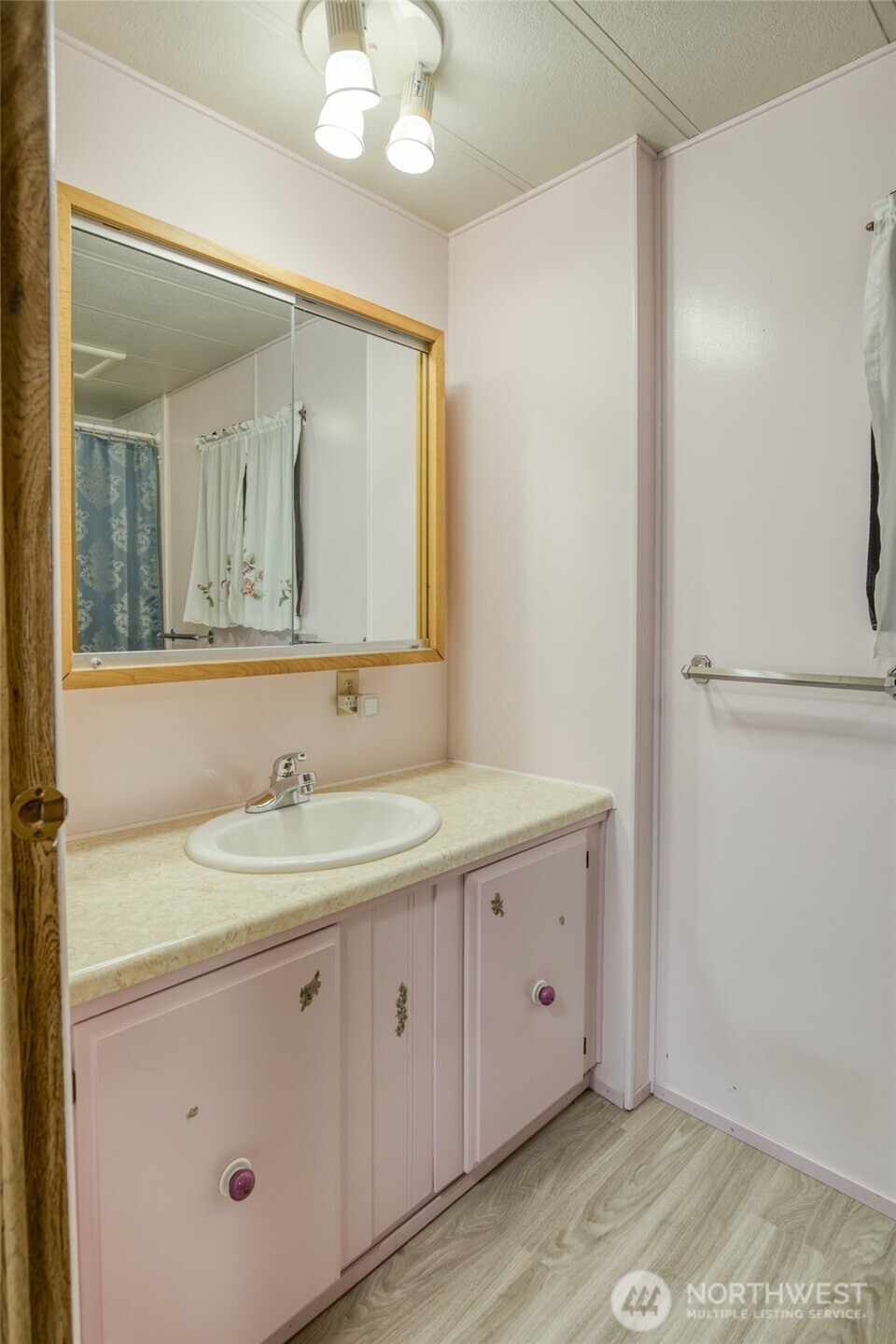 276 Summit Avenue Property Photo 23