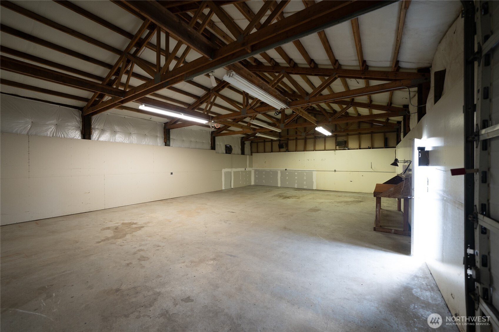 117 S Scammel Street Property Photo 8