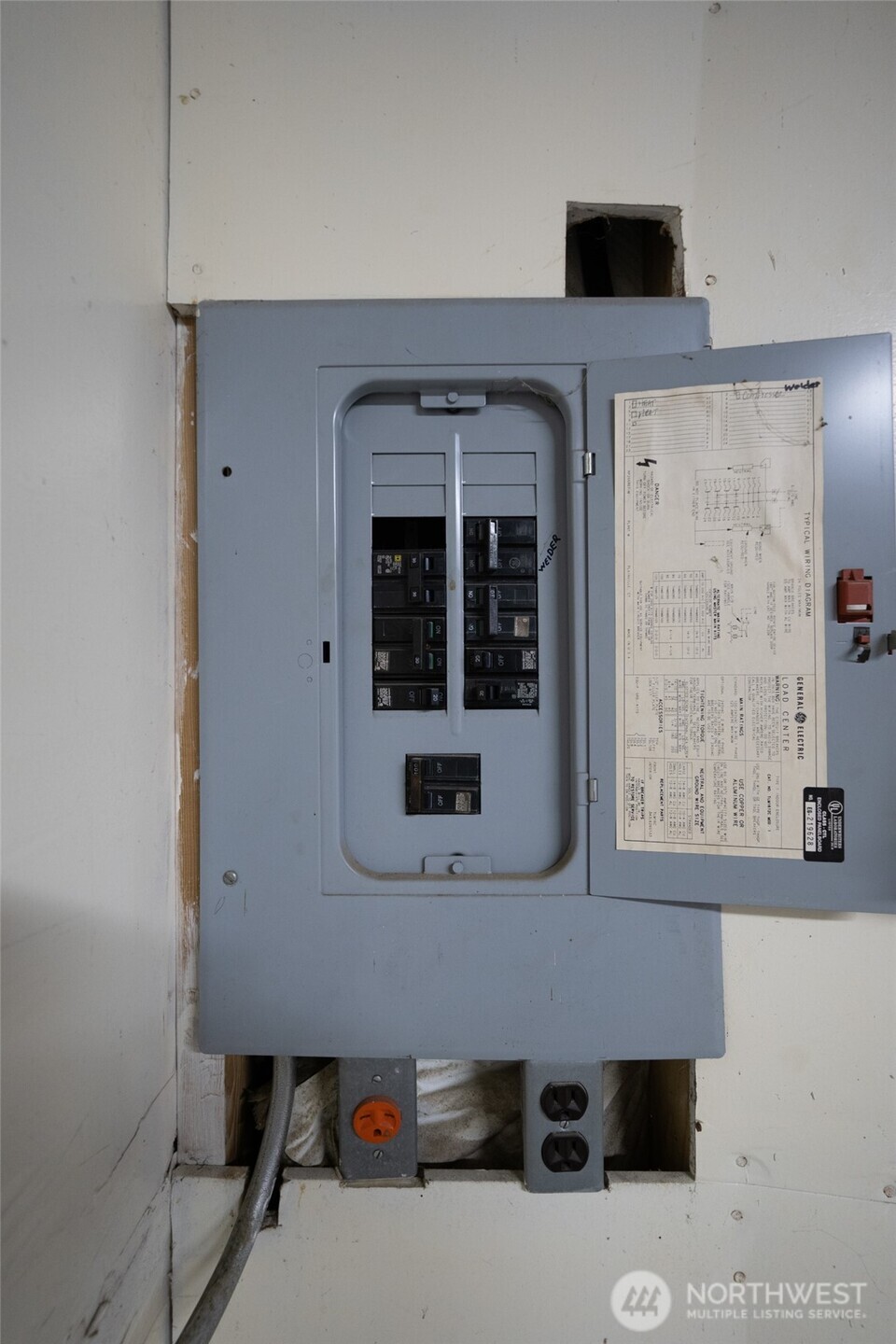 117 S Scammel Street Property Photo 15