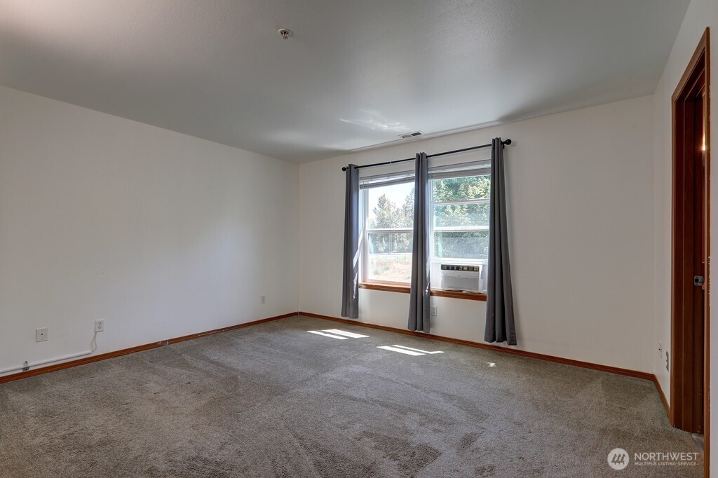 17803 79th Avenue Ct Property Photo 14