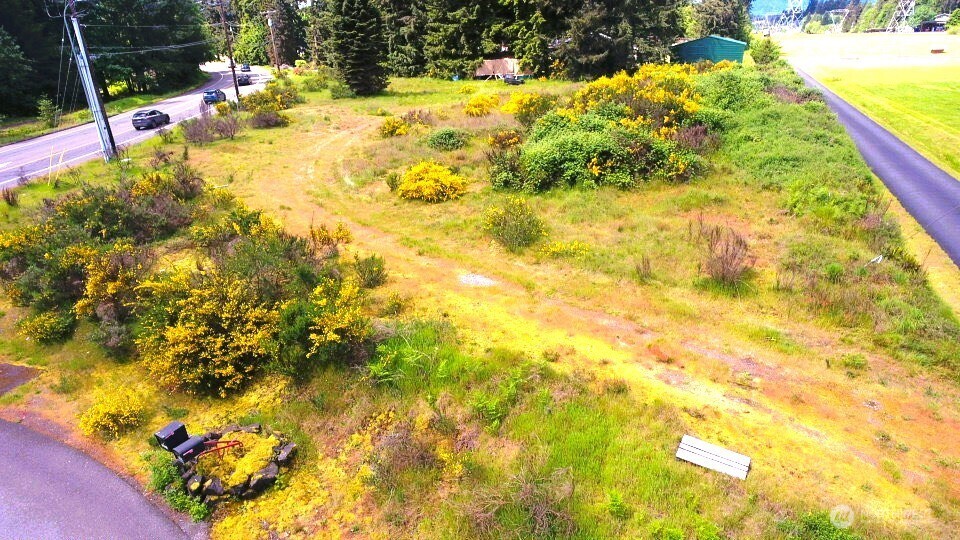 6501 Henderson Blvd Se Property Photo 9