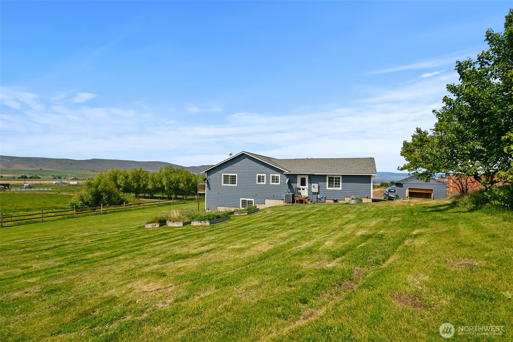 733 Pumping Plant Road Property Photo 32