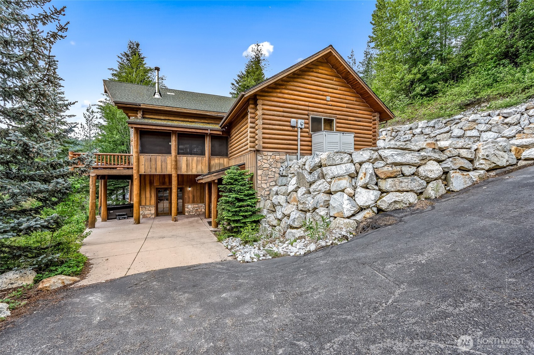 20713 Pelton Place Property Photo 7