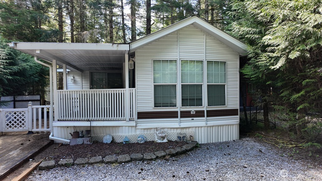 35 Branch Circle Property Photo 19