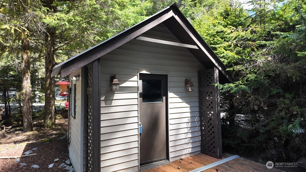 35 Branch Circle Property Photo 24