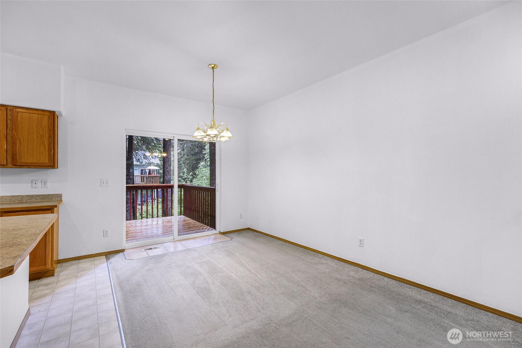 1961 Clear Valley Drive Property Photo 11