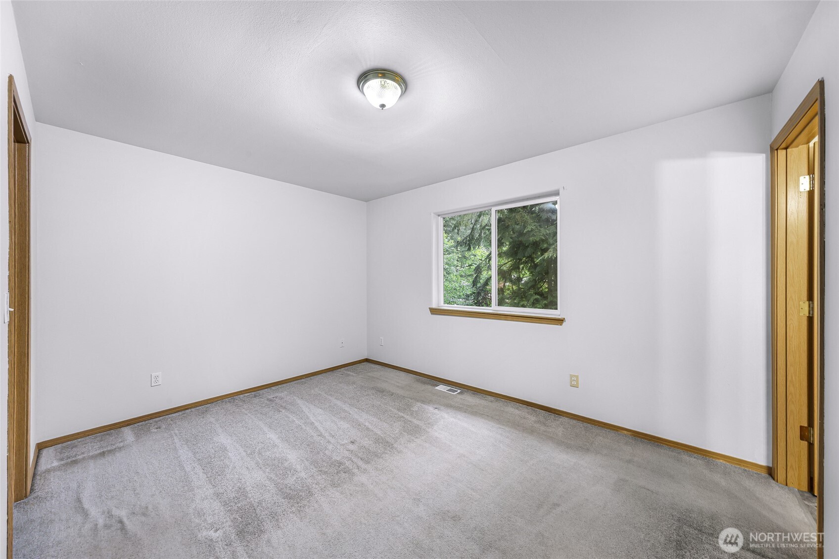 1961 Clear Valley Drive Property Photo 24