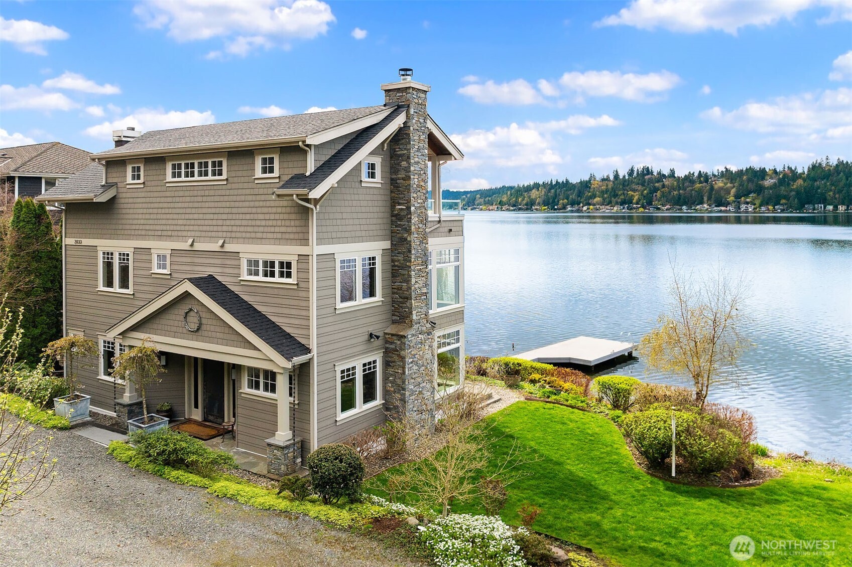 2033 E Lake Sammamish Parkway Property Photo 1